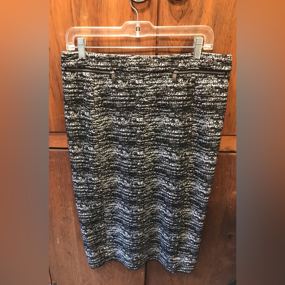 Lord & Taylor Black & White Skirt - Size 10P